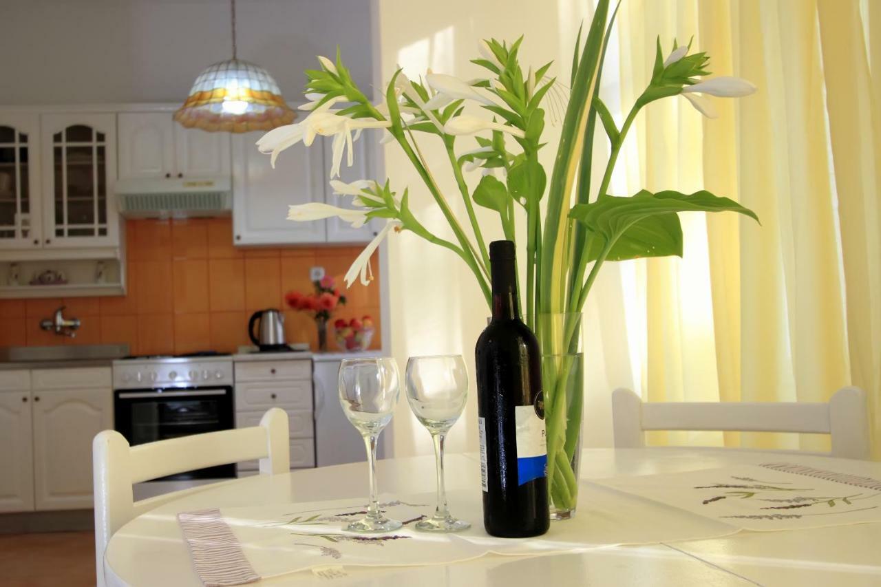 Bivium Apartment Otocac Bagian luar foto